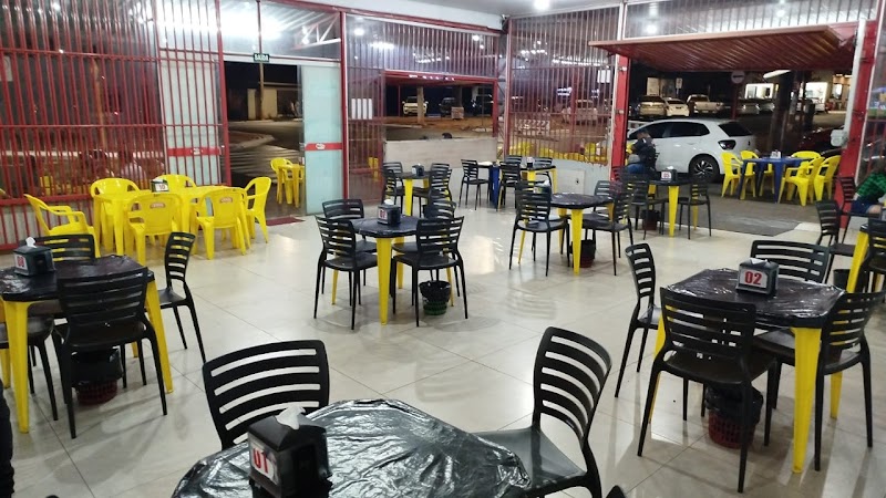 Logo Pizzaria e Lanchonete Iris em Rio Verde