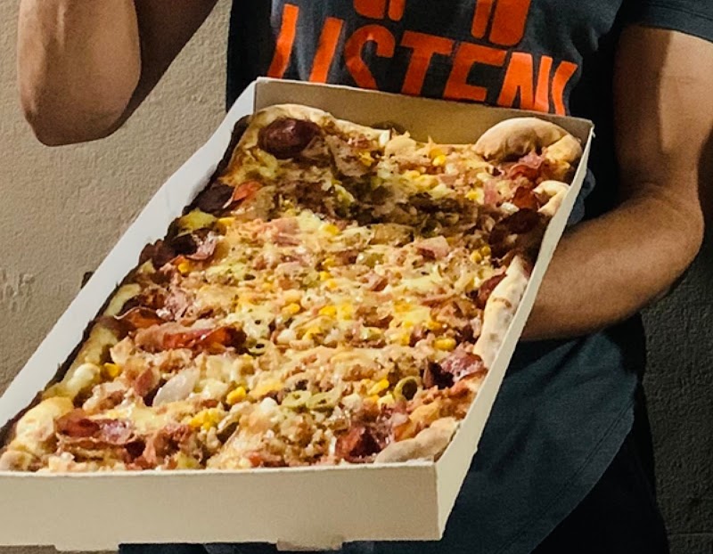 Logo Montanha Pizzaria