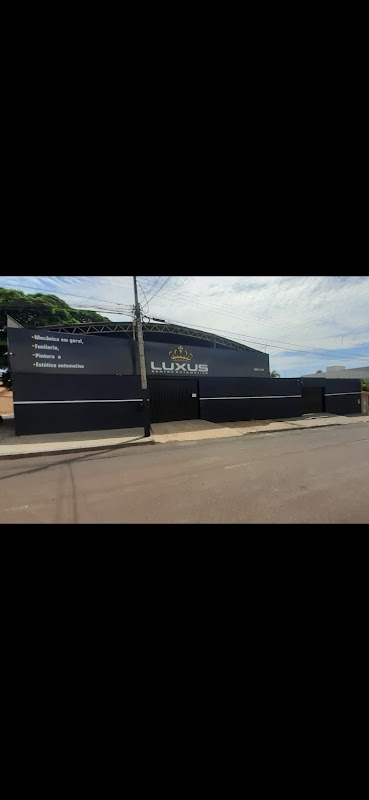 Logo Luxus Centro Automotivo - Oficina de Funilaria e Pintura e Estética - Rio Verde e Região