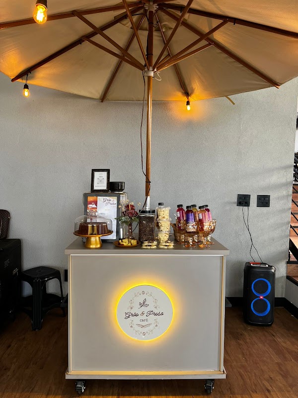 Logo Grão & Prosa Cafeteria Unidade 02