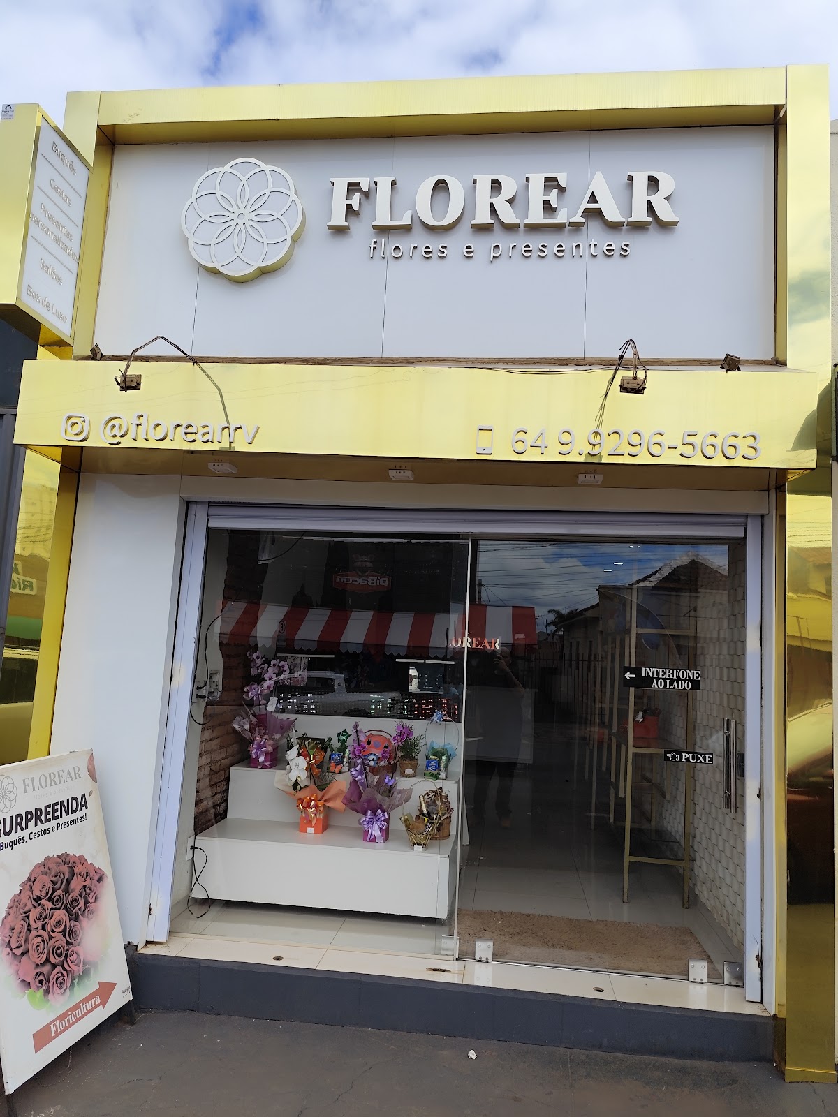 Logotipo da Florear Flores e Presentes em Rio Verde - GO