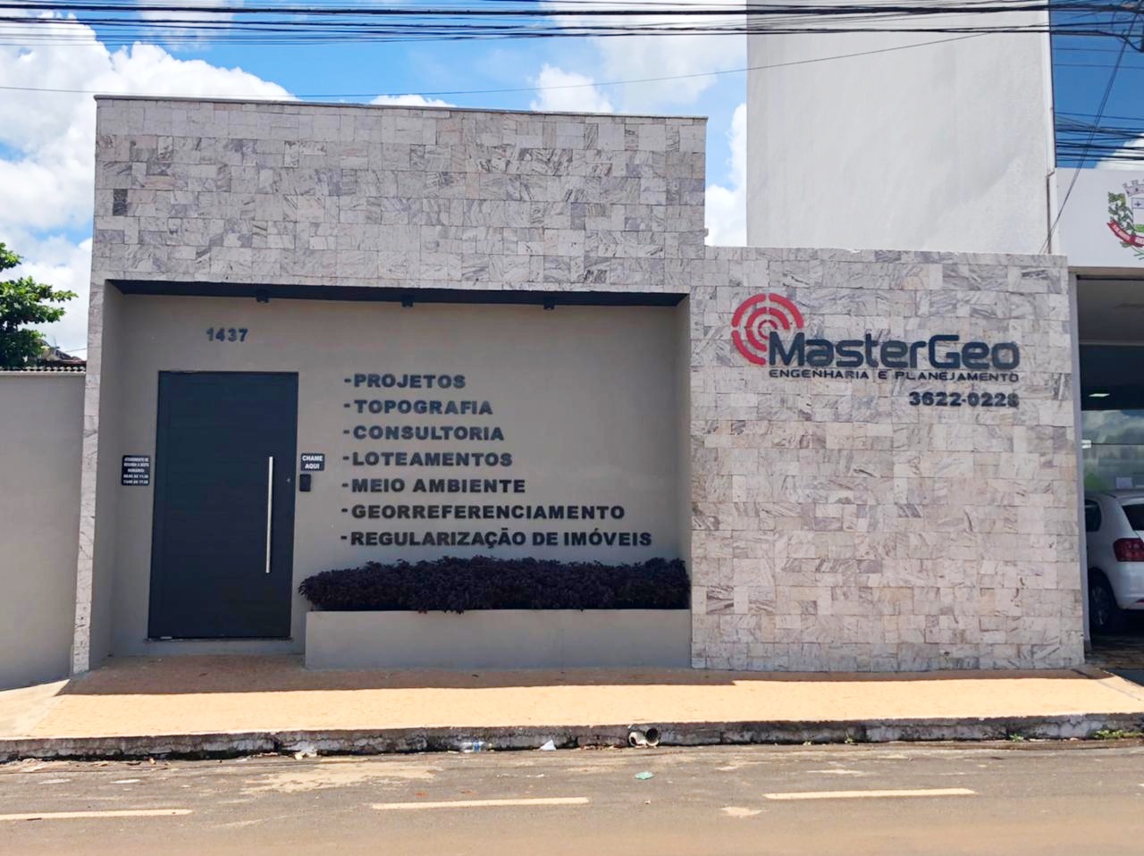 Logotipo da MASTERGEO ENGENHARIA E PLANEJAMENTO em Rio Verde - GO