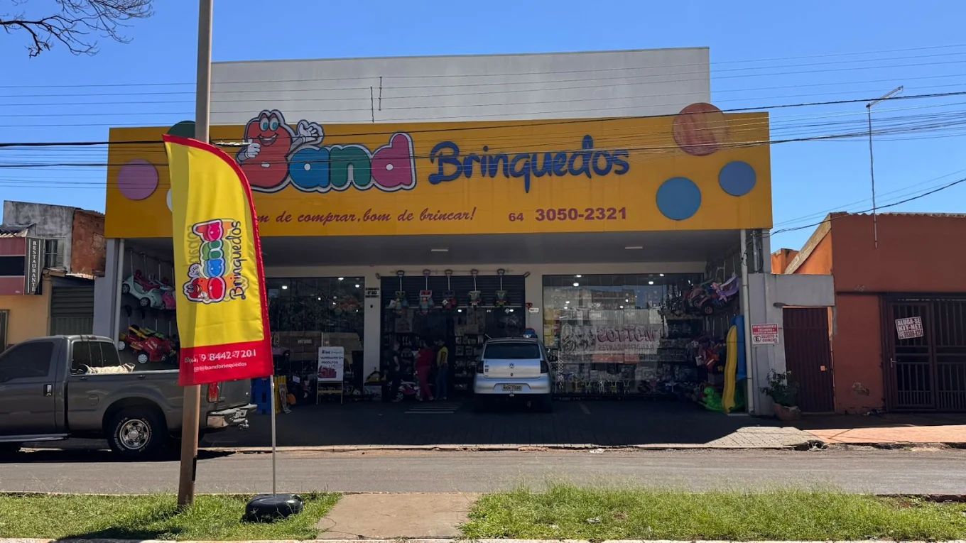 Logotipo da Lojas Bandeirantes | Band Brinquedos em Rio Verde - GO