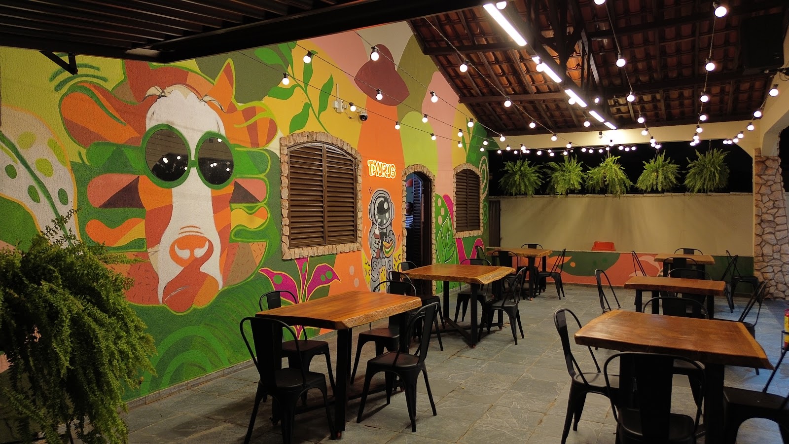 Logotipo da Taurus Burguer em Rio Verde - GO