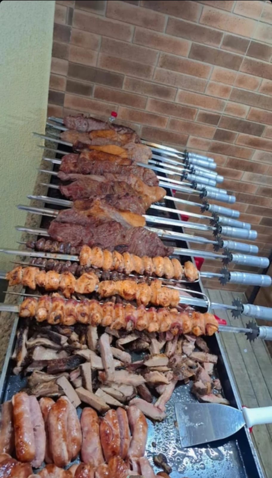 Logotipo da Império Grill Churrascaria em Rio Verde - GO
