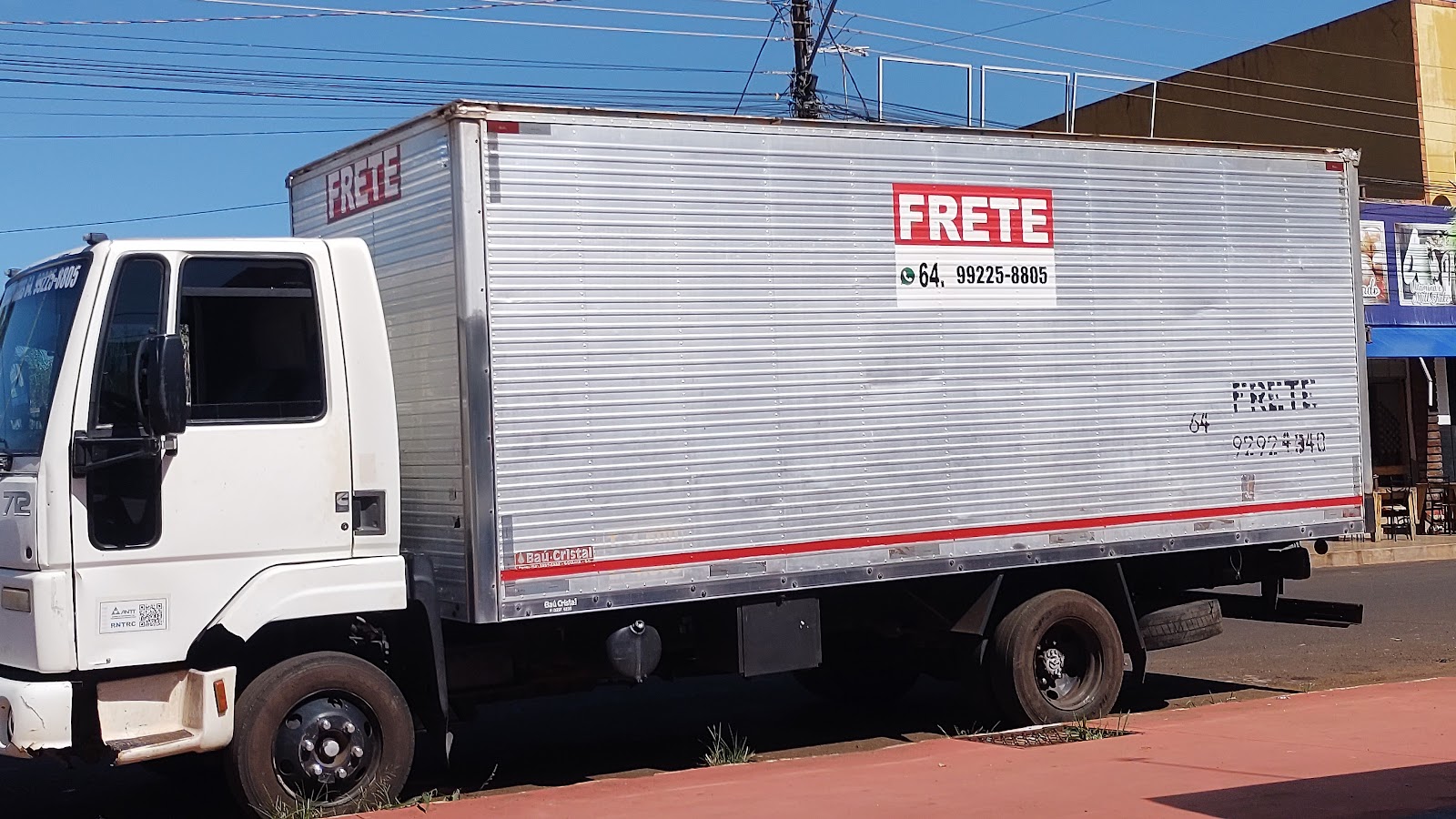 Logotipo da Valdo fretes e mudanças em Rio Verde - GO
