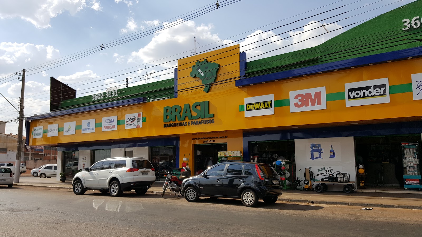 Logotipo da Brasil Mangueiras & Parafusos em Rio Verde - GO