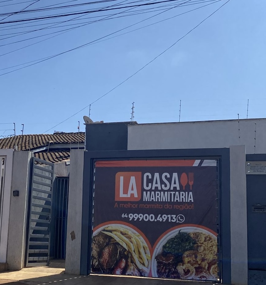 Logotipo da Lá Casa Marmitaria em Rio Verde - GO