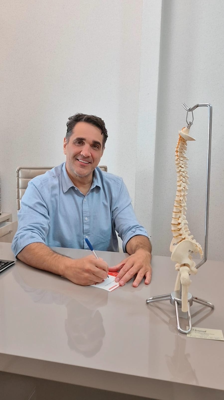 Logotipo da Dr. Fabiano Barbosa Peres - Fibromialgia | Osteoporose | Clínico Geral | Medicina da Dor - Rio Verde em Rio Verde - GO