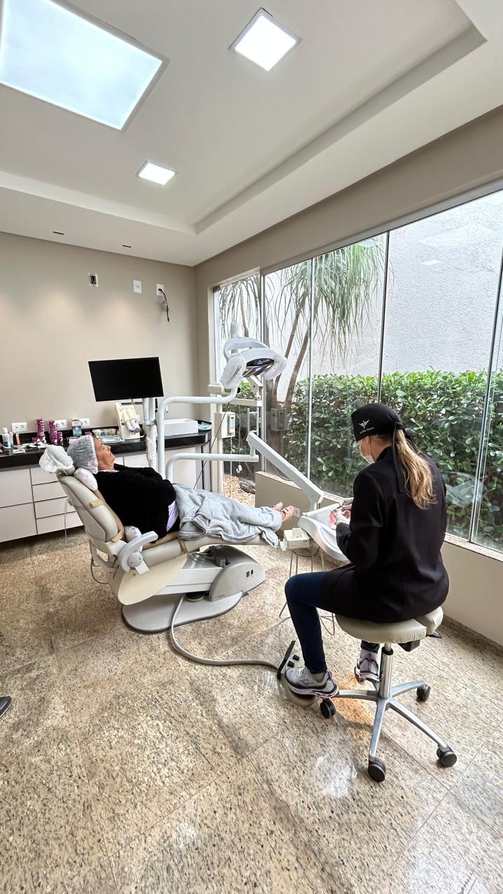 Logotipo da Dra. Thaís Oliveira | Clínica Odontológica em Rio Verde - Dentista - Odontologia em Rio Verde - GO