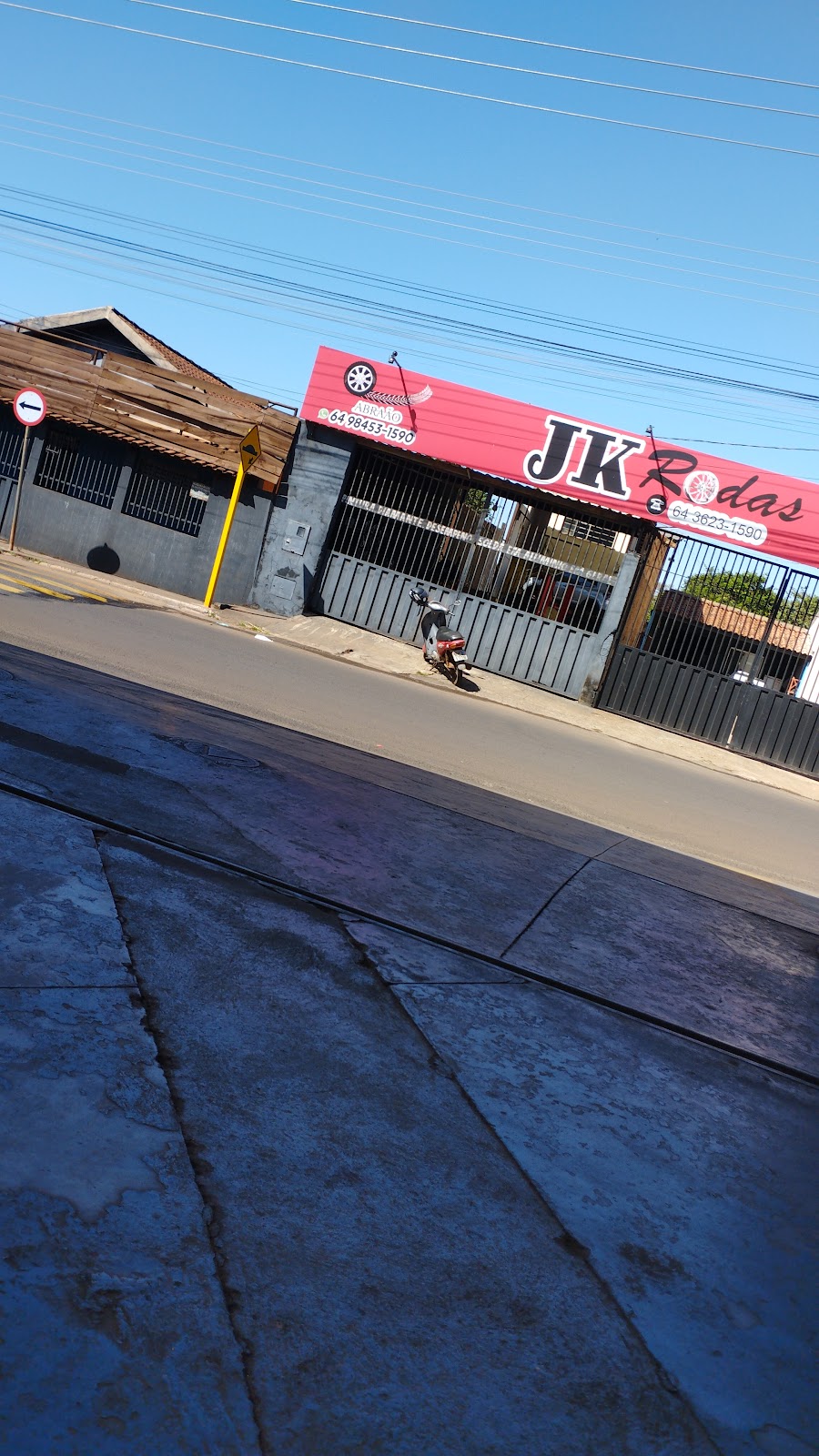 Logotipo da JK Rodas Centro Automotivo em Rio Verde - GO