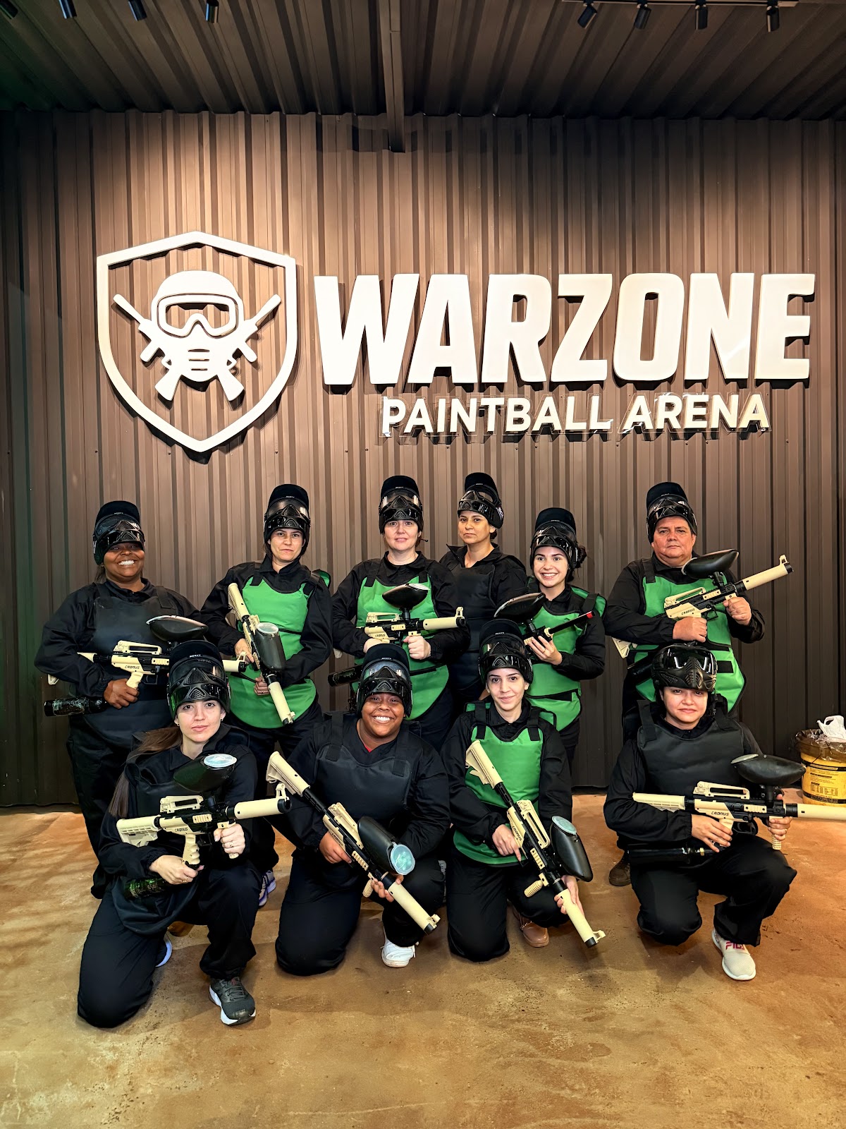Logotipo da Warzone Paintball Arena em Rio Verde - GO