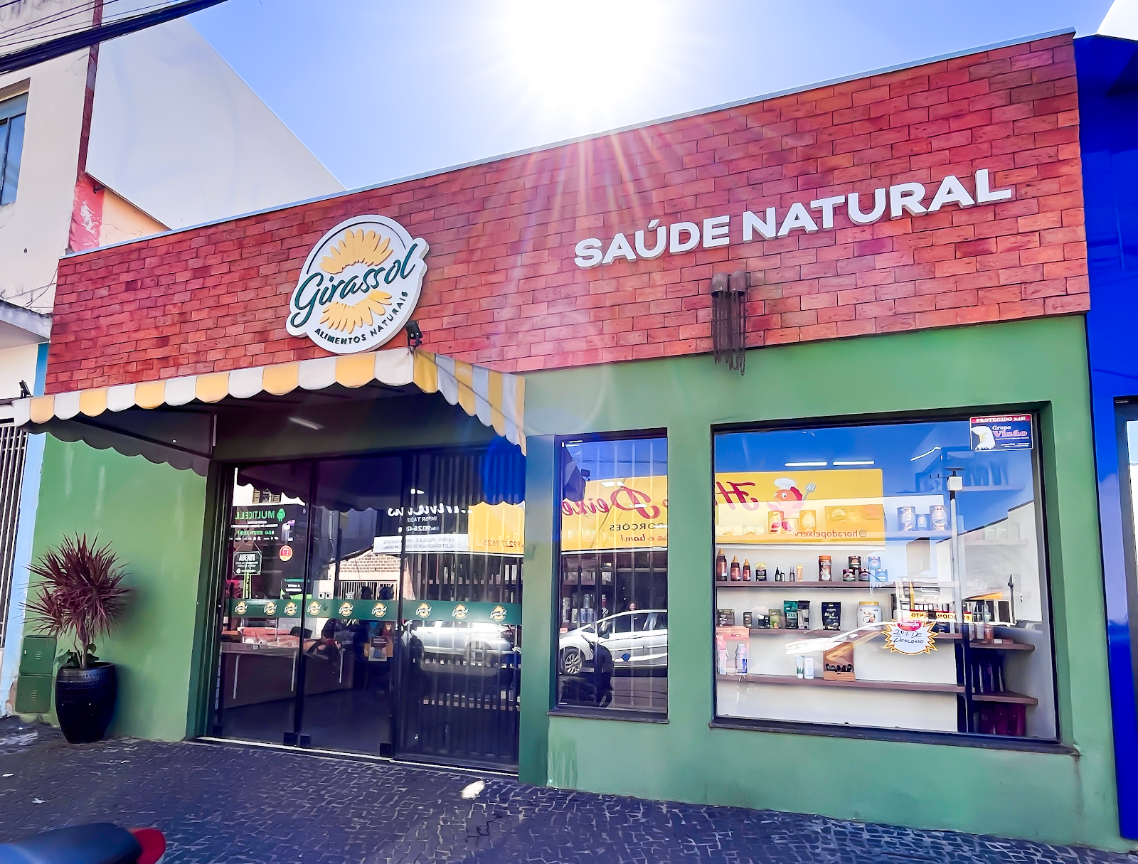 Logotipo da Girassol Alimentos Naturais em Rio Verde - GO