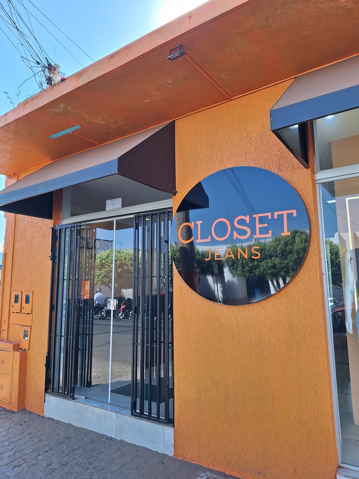 Logotipo da Closet Jeans em Rio Verde - GO