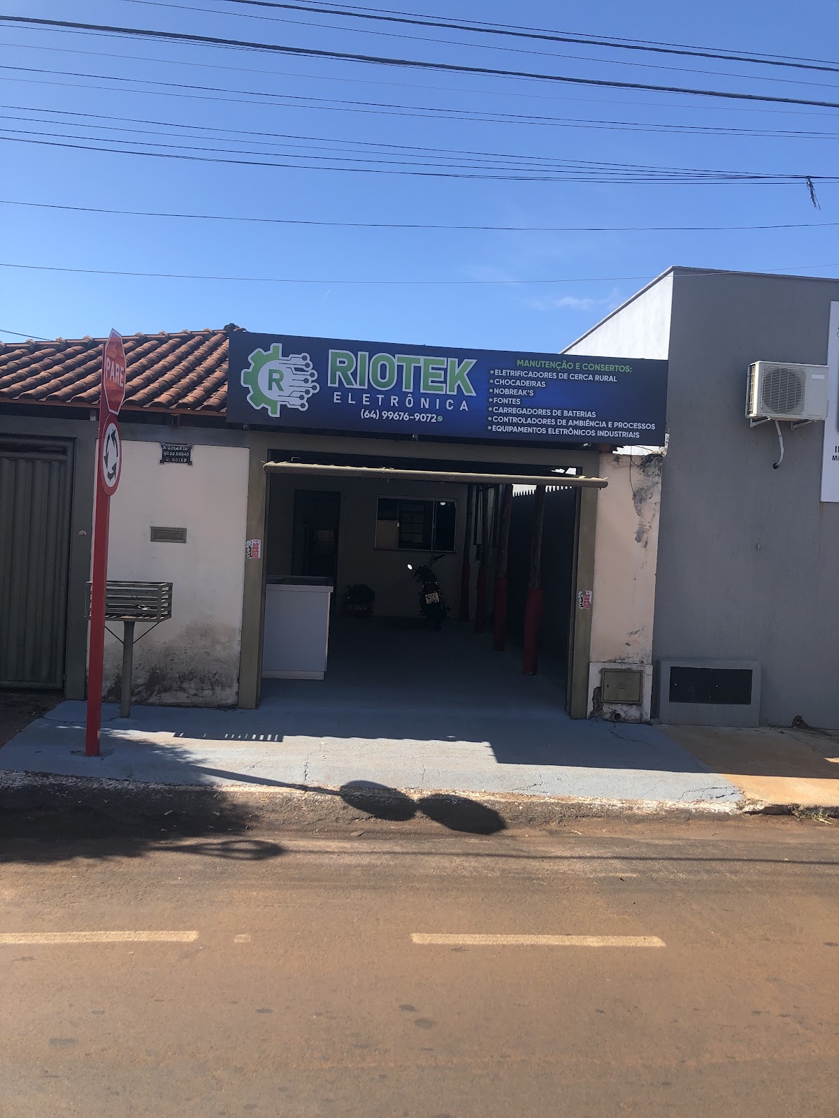 Logotipo da Riotek Eletrônica em Rio Verde - GO