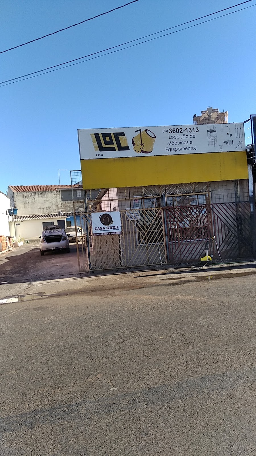 Logotipo da Loc Construções em Rio Verde - GO