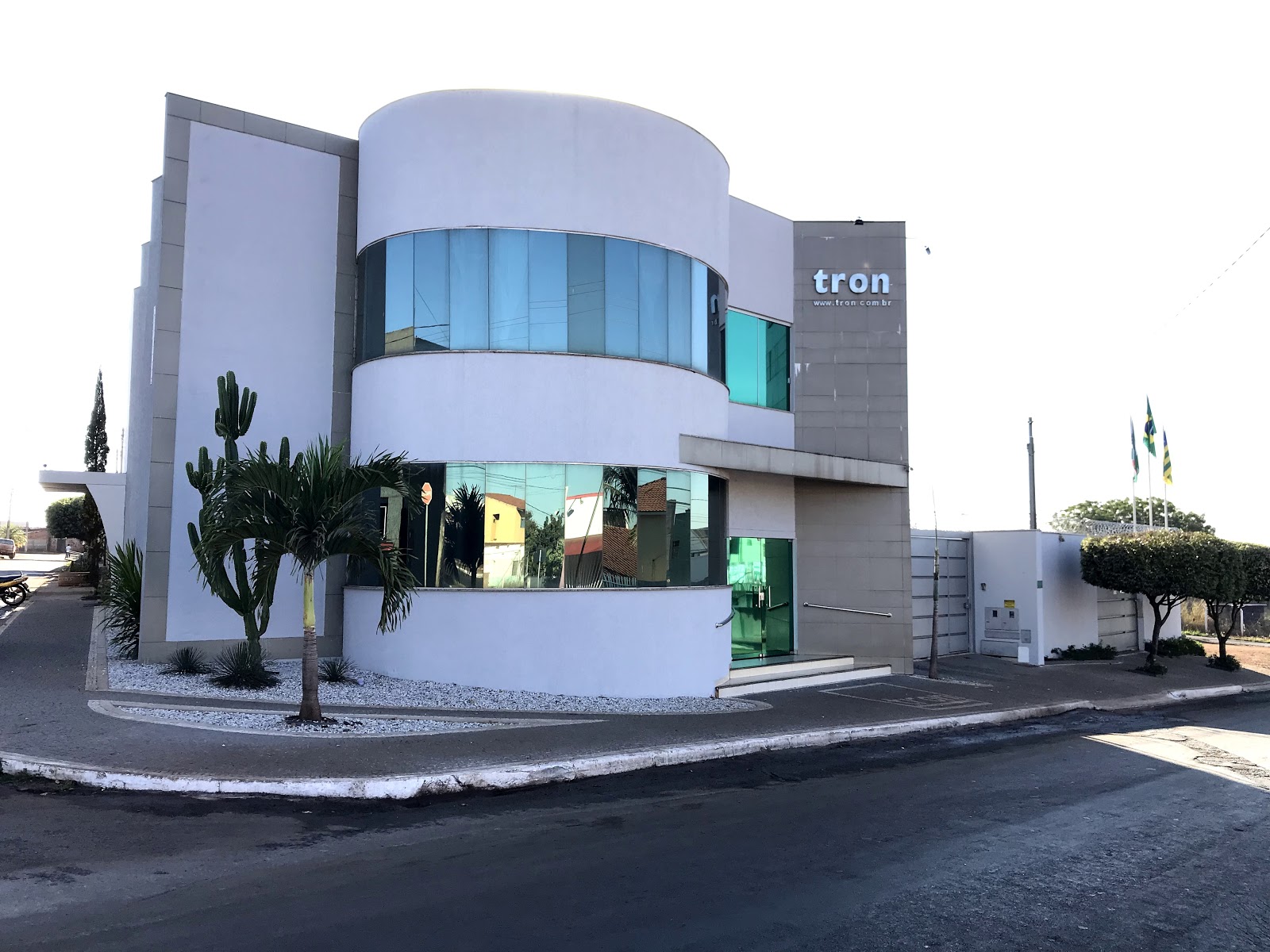 Logotipo da Tron Informática em Rio Verde - GO