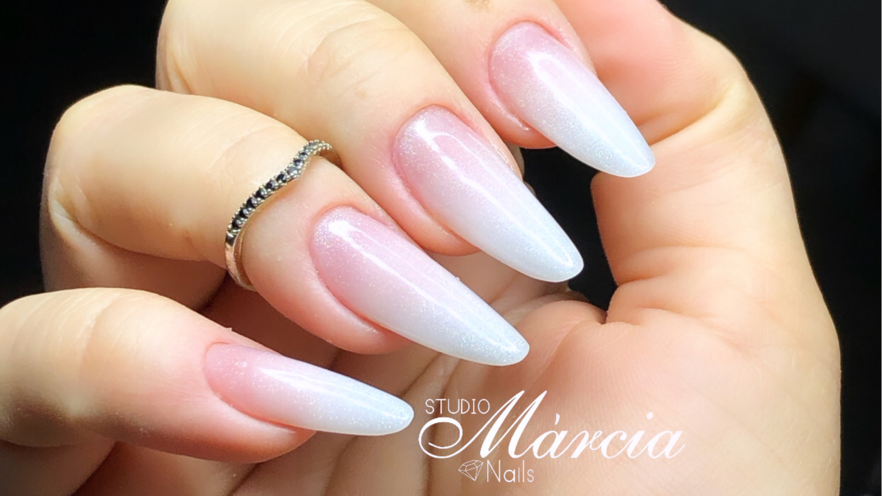 Logotipo da Studio Marcia Nails em Rio Verde - GO
