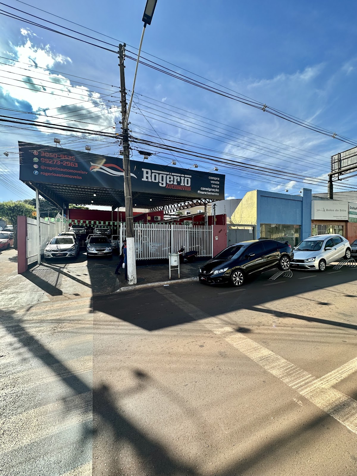 Logotipo da Rogério Automóveis em Rio Verde - GO