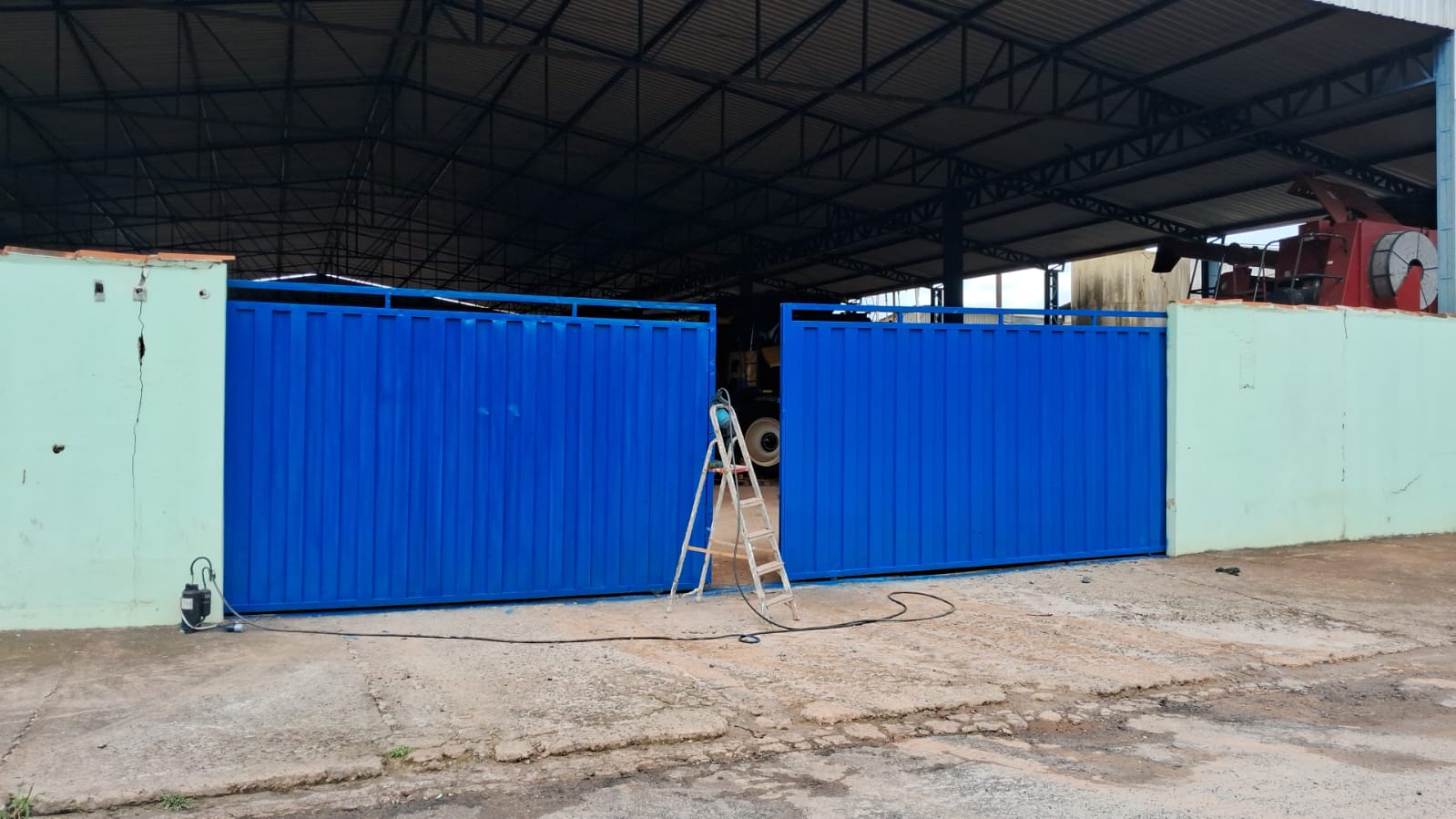 Logotipo da Pinturas em geral em Rio Verde - GO