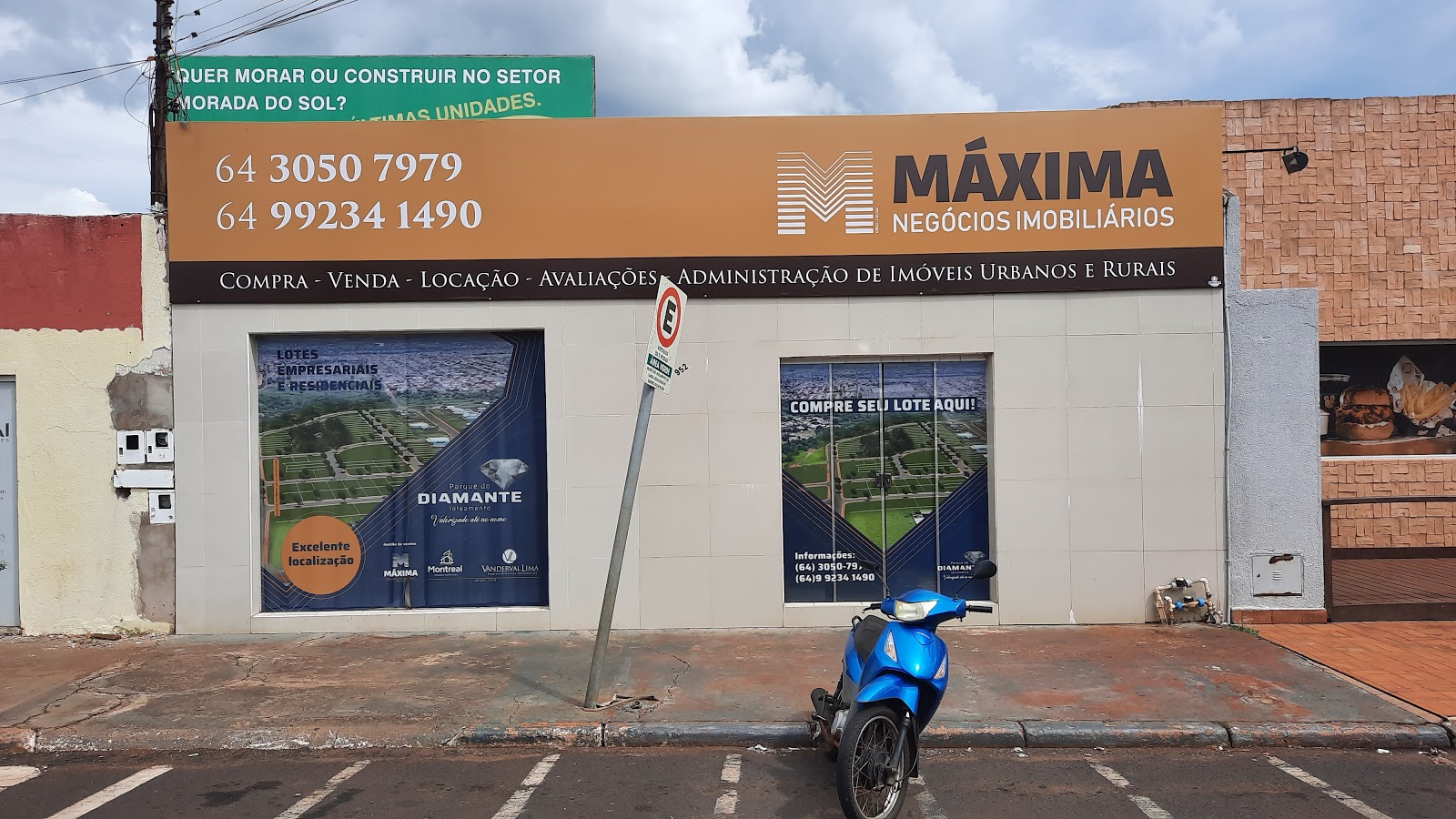 Logotipo da MÁXIMA NEGÓCIOS IMOBILIÁRIOS em Rio Verde - GO