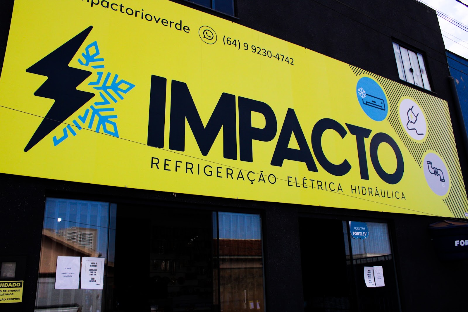 Logotipo da Loja Impacto Distribuidora de Refrigeração e Elétrica em Rio Verde - GO