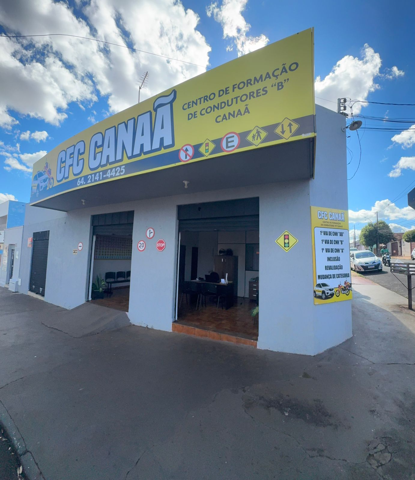 Logotipo da Autoescola Canaã em Rio Verde - GO