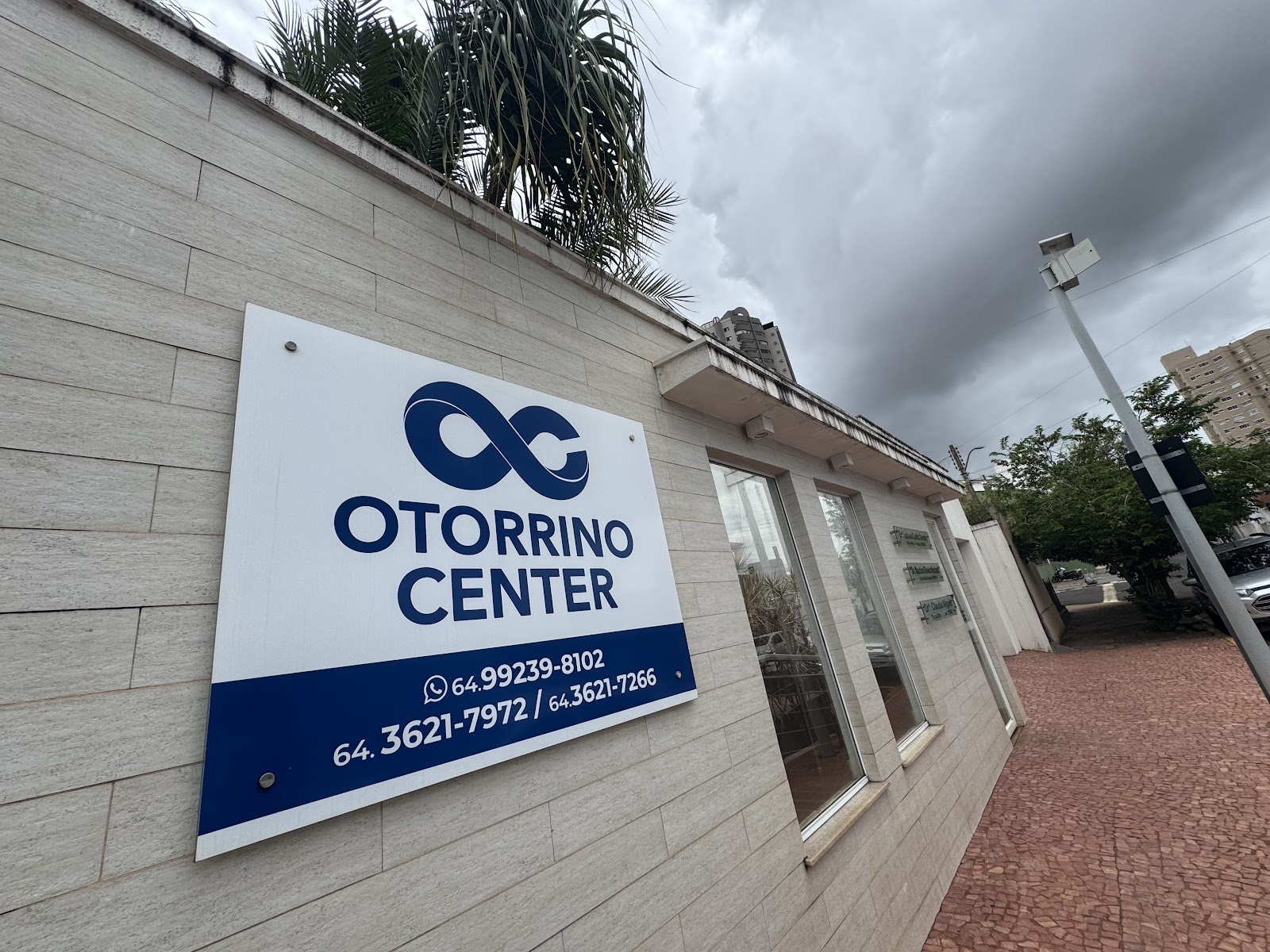 Logotipo da Otorrino Center - Médico Otorrino | Tratamento da Sinusite | Tratamento do Ronco - Rio verde em Rio Verde - GO